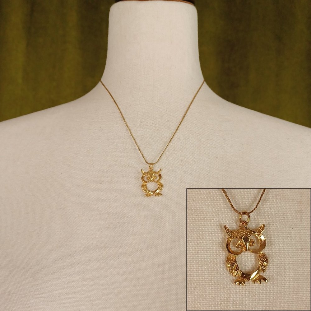 Vintage 70s Dainty Owl Pendant Necklace, 18”